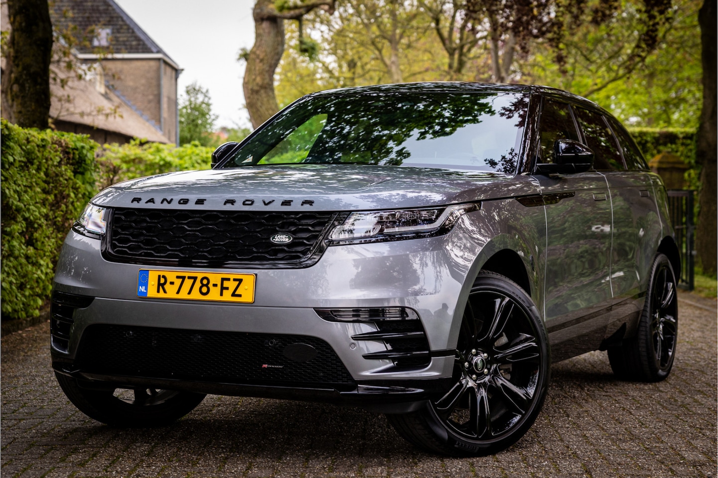 Land Rover Range Rover Velar - 2.0 P400e R-Dynamic SE 22" Stoelventilatie Adaptive Cruise Meridian - AutoWereld.nl