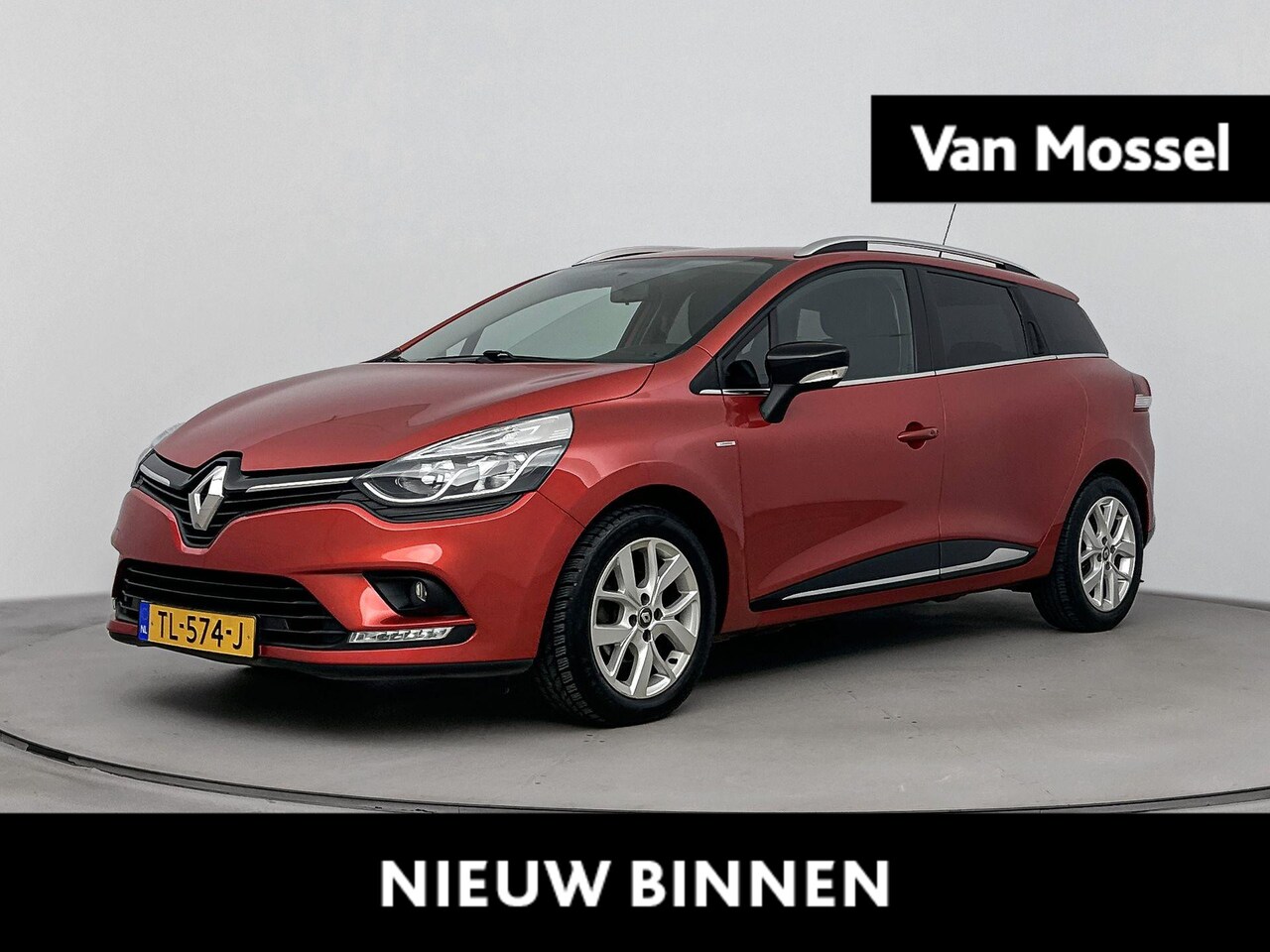 Renault Clio Estate - 0.9 TCe Limited 90PK | Navigatie | Parkeersensoren | Cruise Control | Lichtmetalen Velgen - AutoWereld.nl