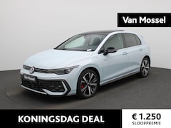 Volkswagen Golf - 1.5 eHybrid GTE 272 PK | Panoramadak | Trekhaak | 18 Inch Catania Velgen | LED Matrix | St