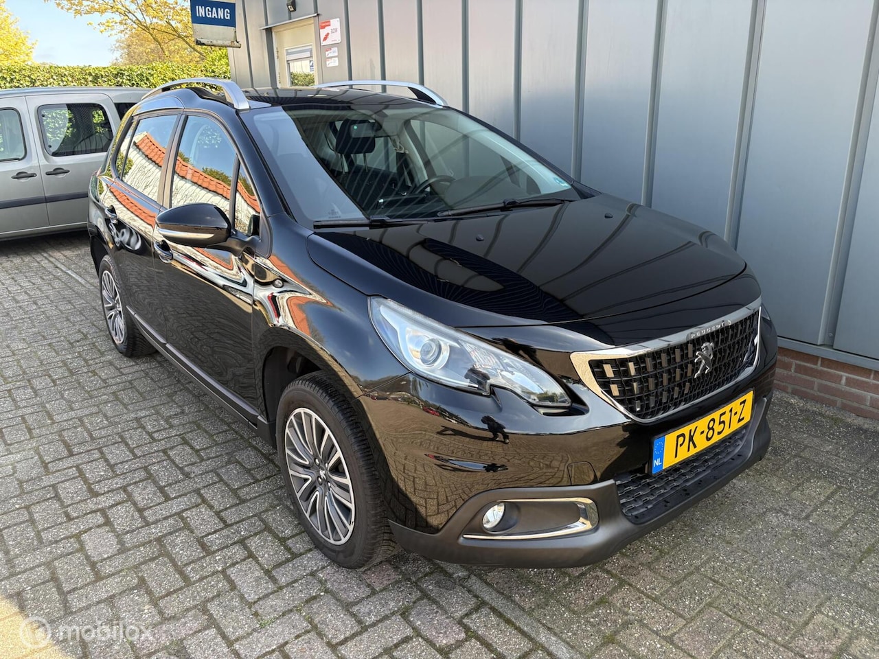 Peugeot 2008 - 1.2 PureTech Blue Lion 1.2 PureTech Blue Lion - AutoWereld.nl