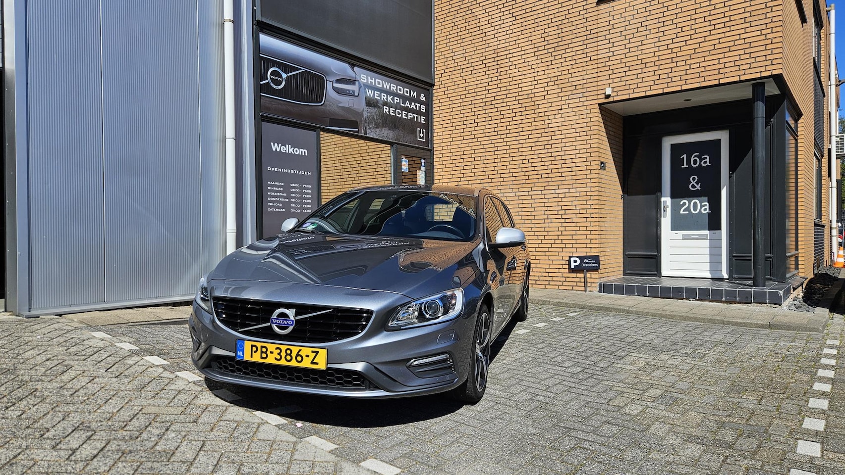 Volvo V60 - 1.5 T3 Nordic 1.5 T3 Nordic+ - AutoWereld.nl