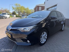 Toyota Auris Touring Sports - 1.8 Hybrid Executive | Automaat | 2018 | Nette staat