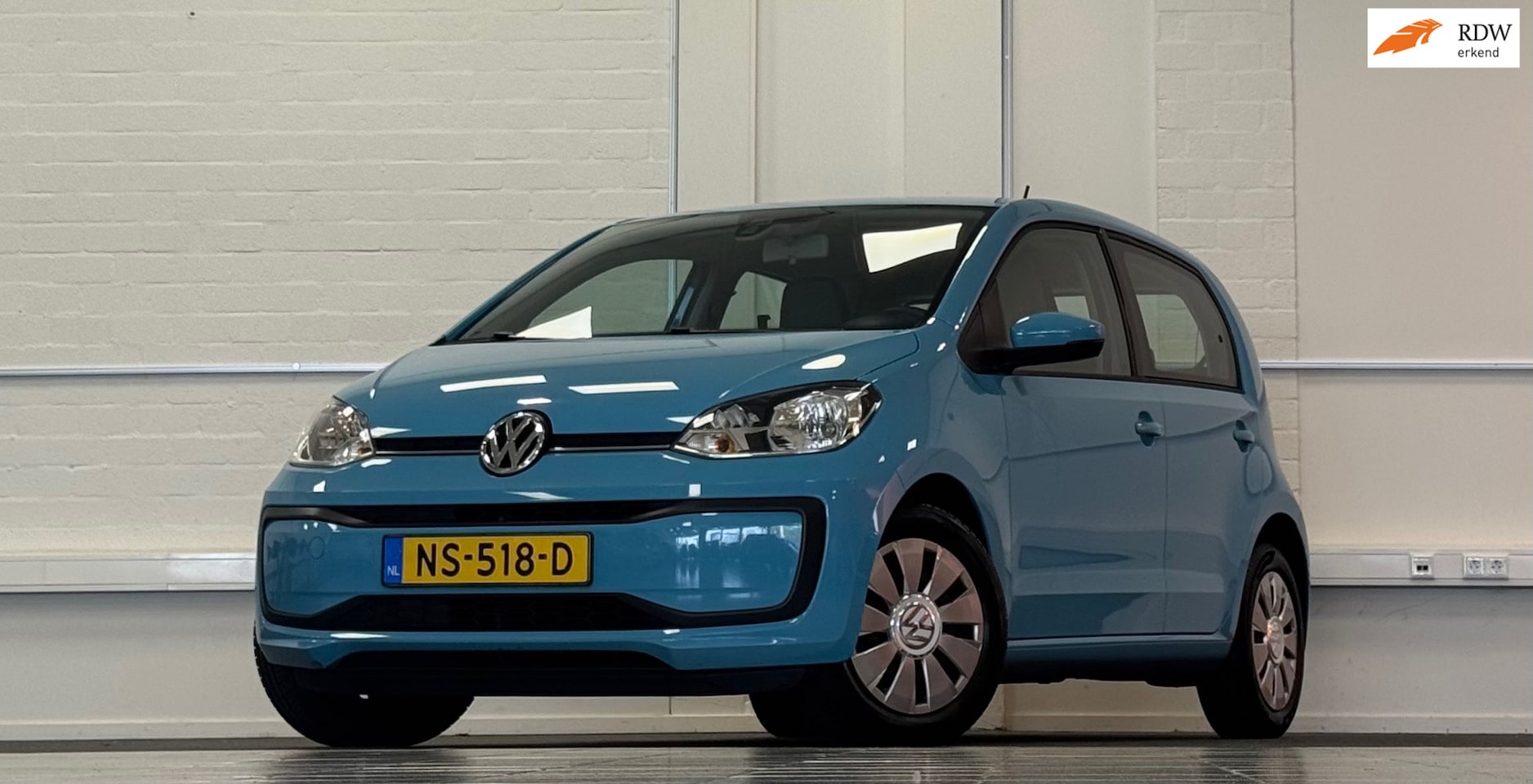 Volkswagen Up! - 1.0 BMT move up! 2e Eigenaar! Airco Bluetooth Mooi - AutoWereld.nl