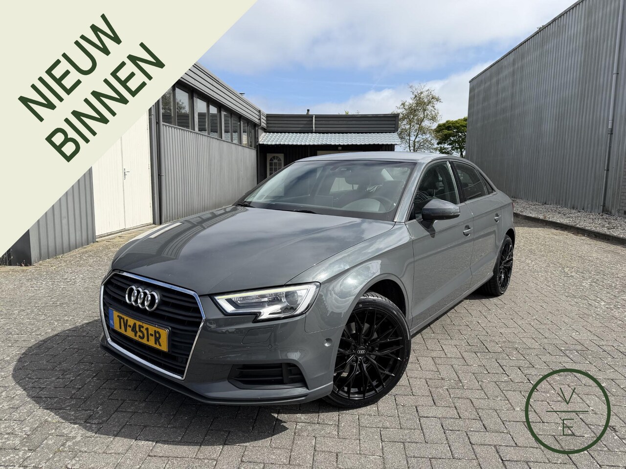 Audi A3 Limousine - 30 TFSI Pro Line | 18 Inch | PDC | Park Assist | Navi | - AutoWereld.nl