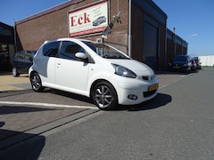 Toyota Aygo - 1.0-12V Dynamic Navigator