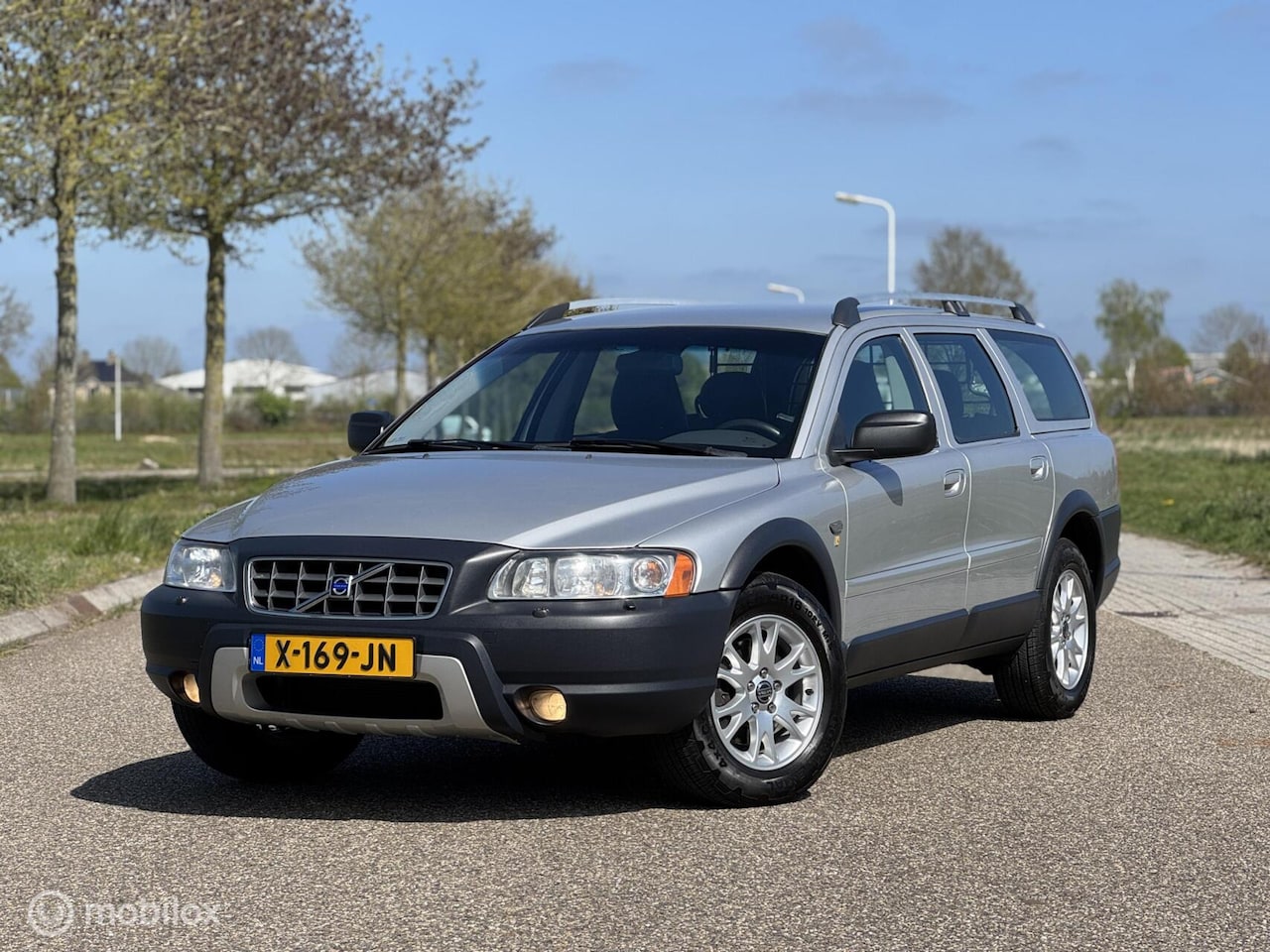 Volvo XC70 - 2.5 T AWD 2006 Topconditie - AutoWereld.nl