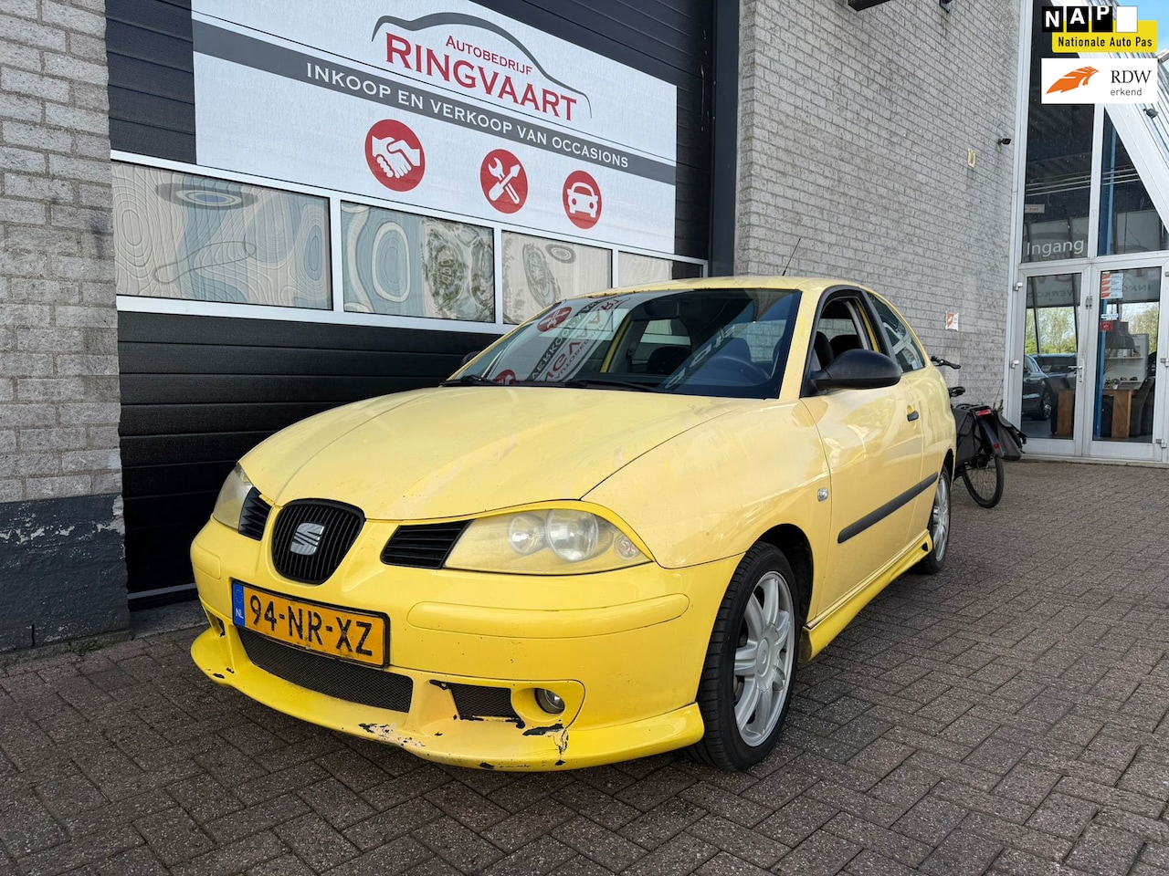 SEAT Ibiza - 1.4-16V Sport met 1 Jaar APK - AutoWereld.nl