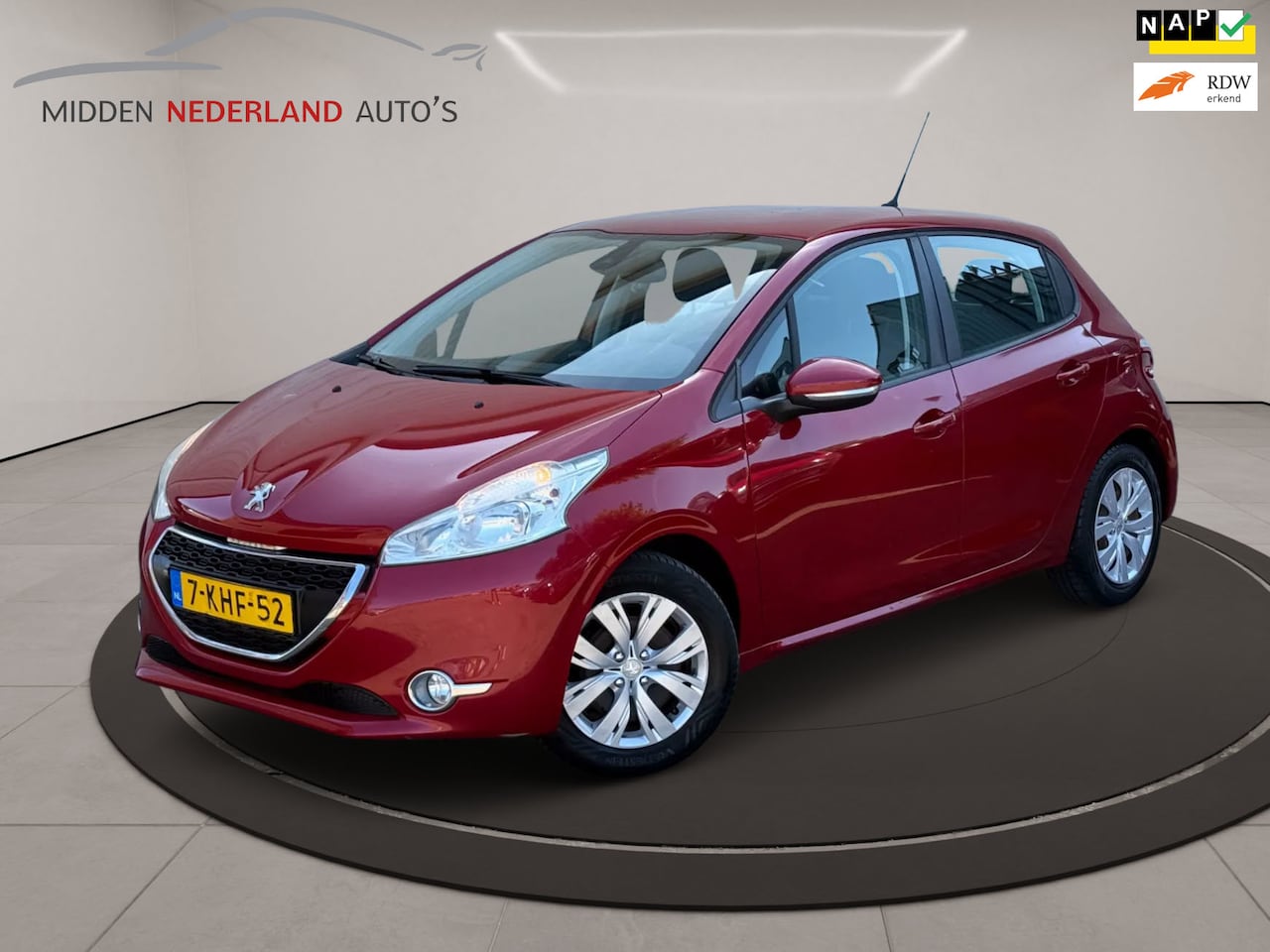 Peugeot 208 - 1.2 VTi Envy * CLIMATE CONTROLE * NAVIGATIE * APK 2027 * - AutoWereld.nl
