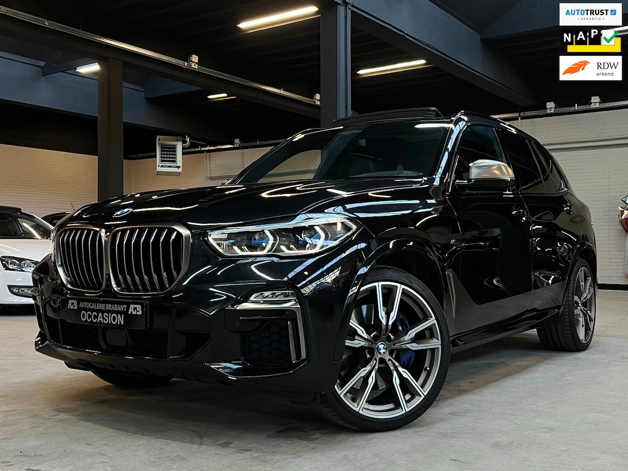 BMW X5 - M50d High Executive 7p. pano/Luchtvering/Softclose - AutoWereld.nl