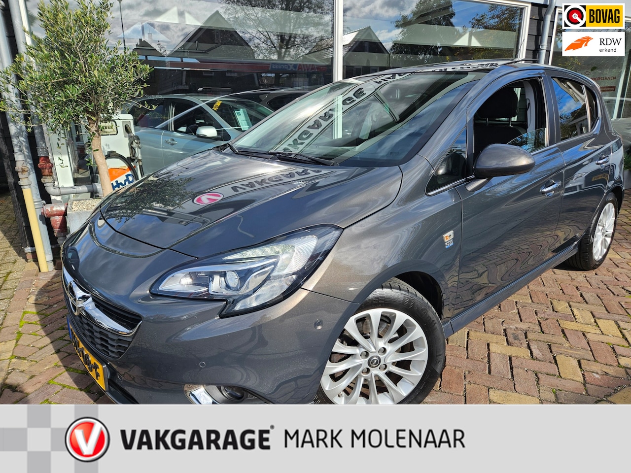 Opel Corsa - 1.4 Turbo Innovation ,opc line unieke auto - AutoWereld.nl
