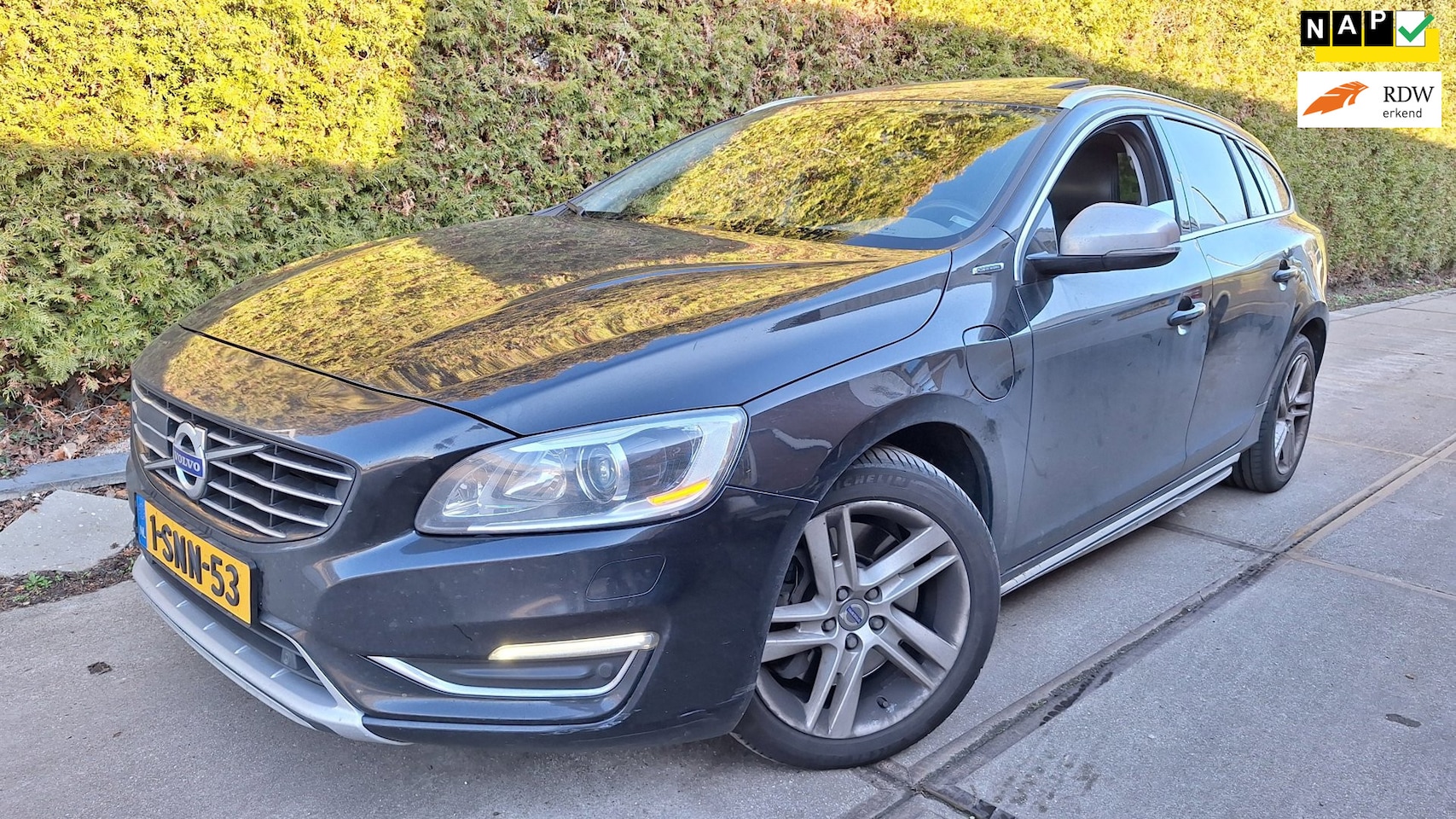 Volvo V60 - 2.4 D6 AWD Plug-In Hybrid Summum 2.4 D6 AWD Plug-In Hybrid Summum - AutoWereld.nl