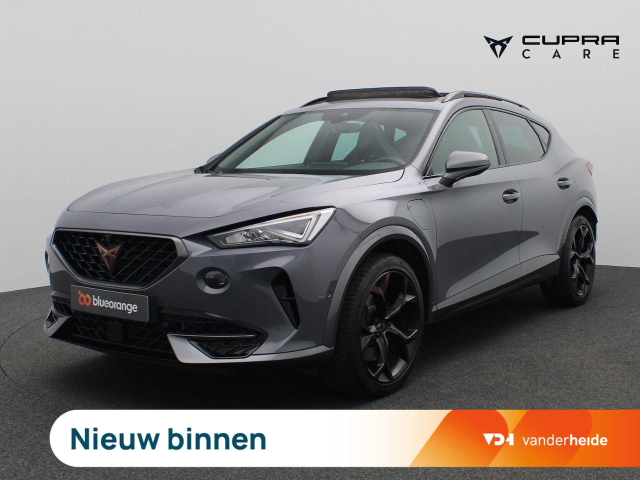 CUPRA Formentor - 1.4 e-Hybrid VZ Performance 245PK DSG Panoramadak, Trekhaak, Memorystoel, Keyless, 19" LM - AutoWereld.nl