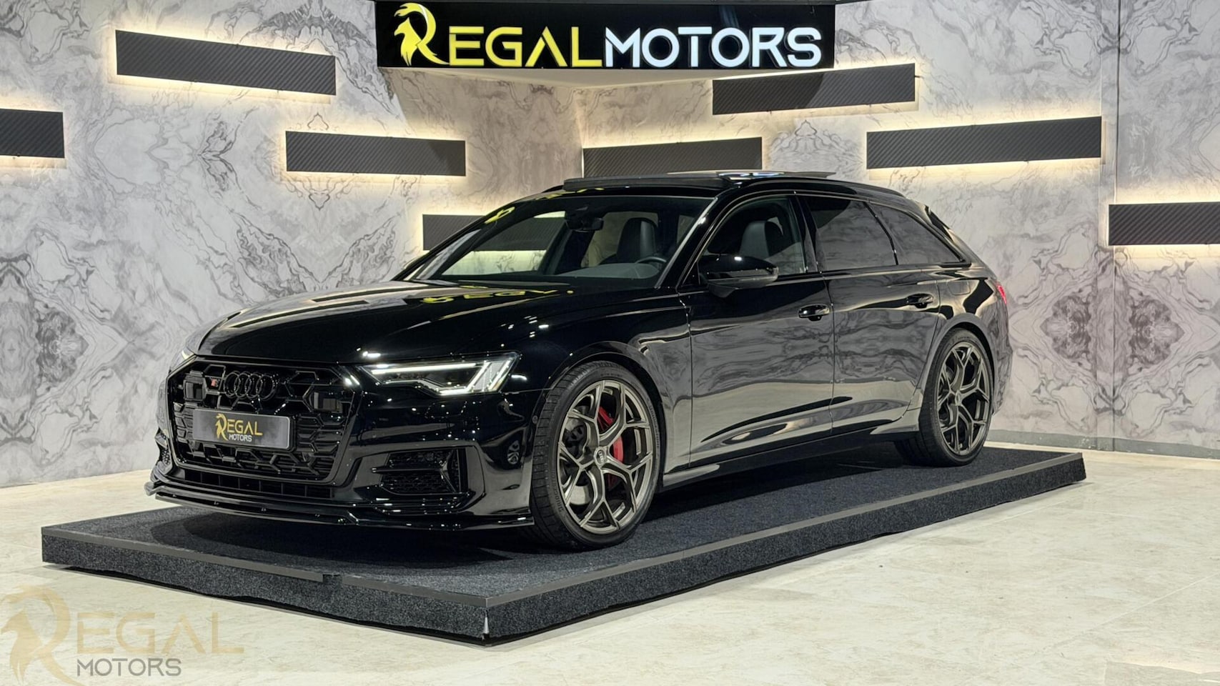 Audi A6 Avant - 55 TFSI e quattro S Competition | RS-Stoelen | Pano - AutoWereld.nl