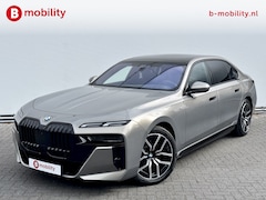BMW i7 - xDrive60 106 kWh M-Sport Pro SOH 98% Trekhaak Panoramadak | Bowers&Wilkins | Soft Close |
