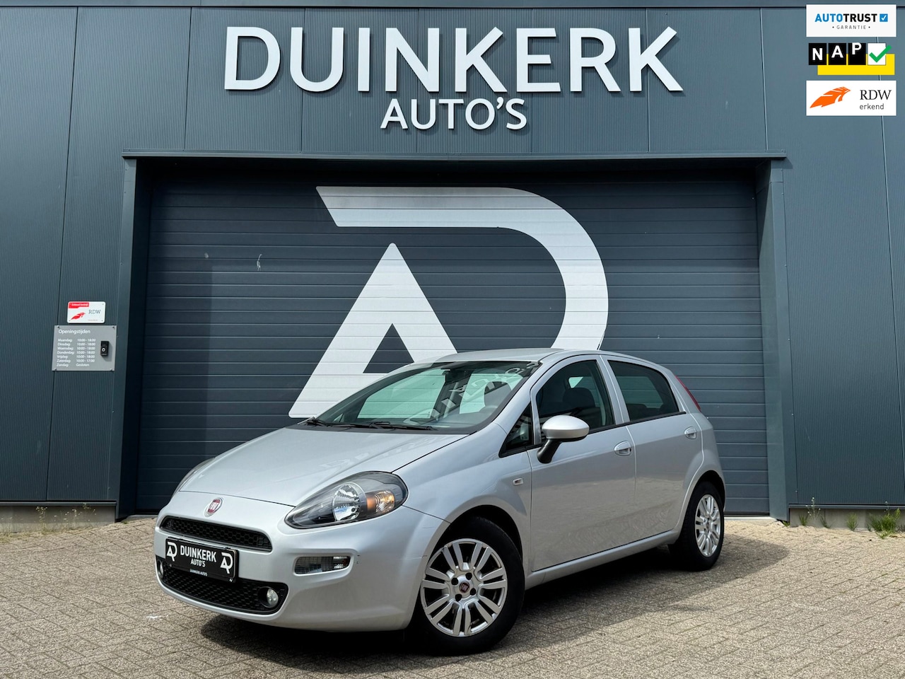 Fiat Punto Evo - 0.9 TwinAir Lounge | Airco | Parkeersensoren | NAP - AutoWereld.nl