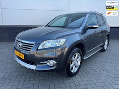 Toyota RAV4 - 2.0 VVTi 4x4 Facelift - clima - trekhaak - camera - half leder - NAP - stoelverwarming - f