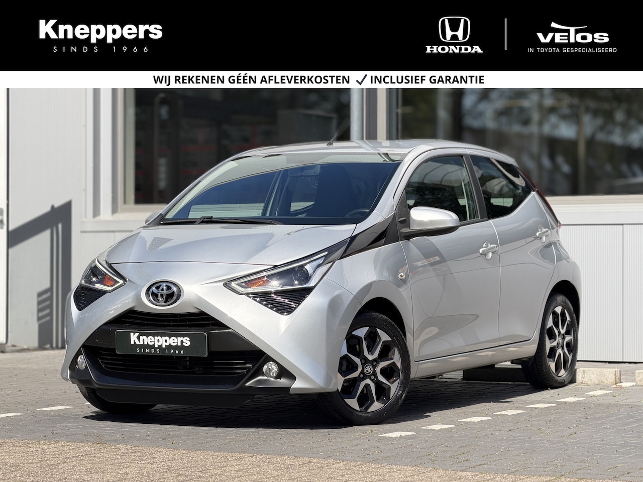 Toyota Aygo - 1.0 VVT-i x-cite | GEEN AFLEVERKOSTEN | Apple/Android, Camera, Airco - AutoWereld.nl