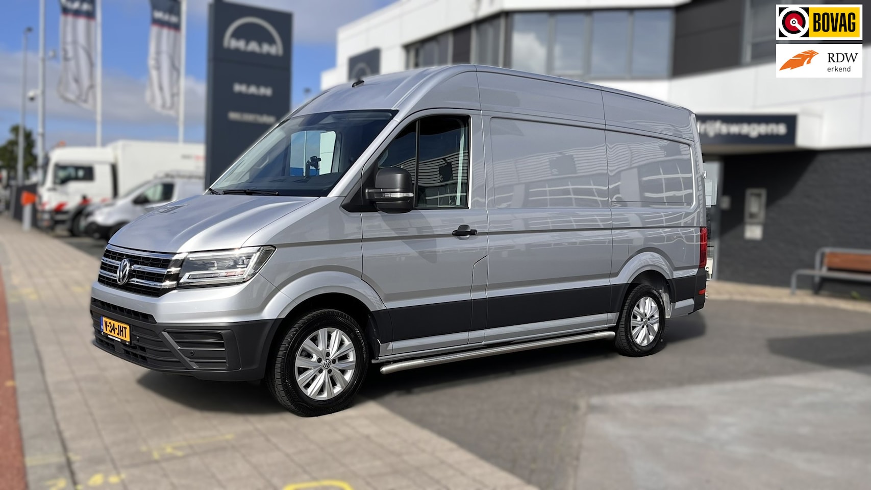 Volkswagen Crafter - 35 2.0 TDI L3H3 Trendline 140 pk met laadklep 400 kg, 17" LMV, laadruimtecoating deels, Ne - AutoWereld.nl