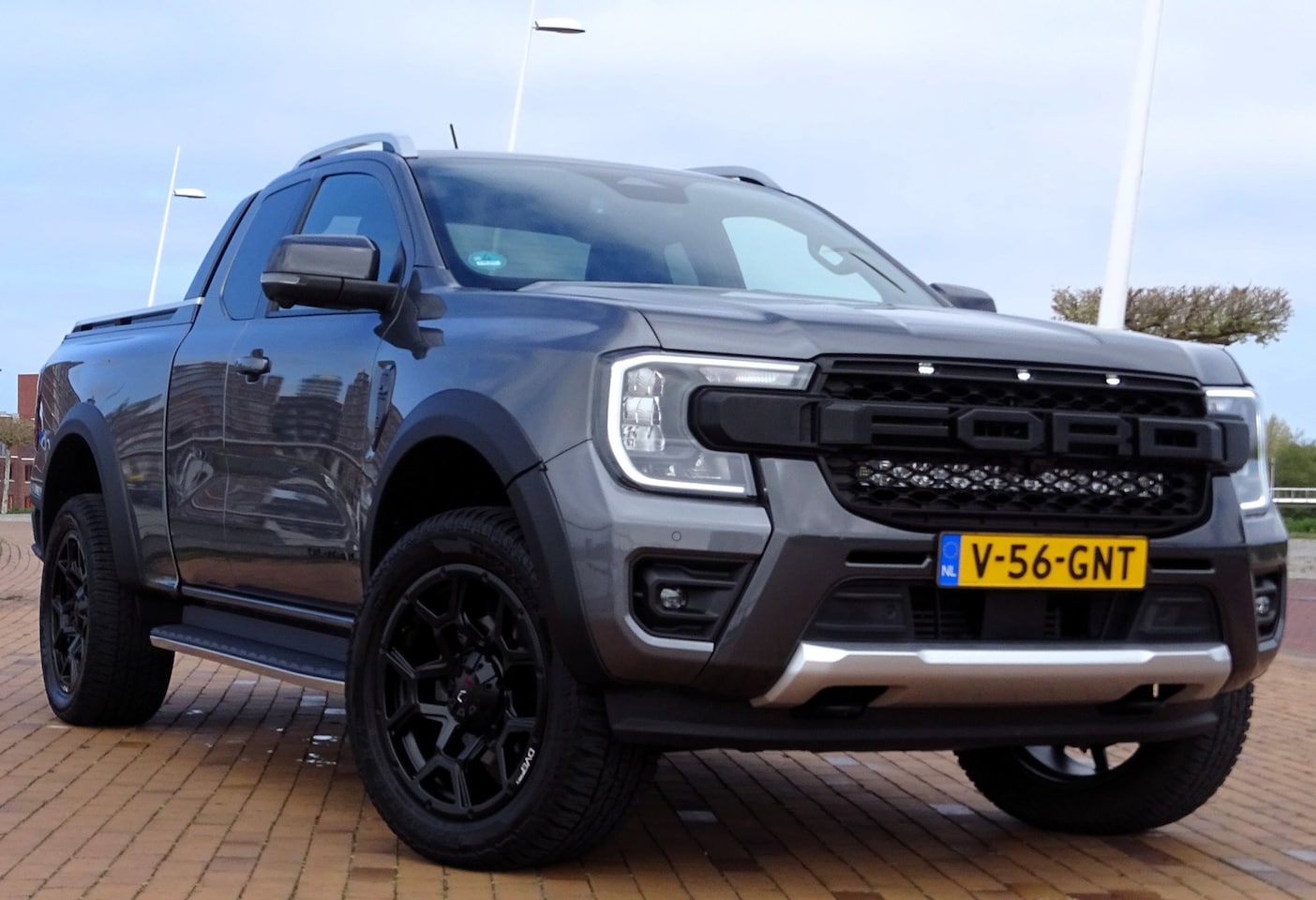 Ford Ranger - 2.0 Super Cab EcoBlue Wildtrak 40291km! - AutoWereld.nl