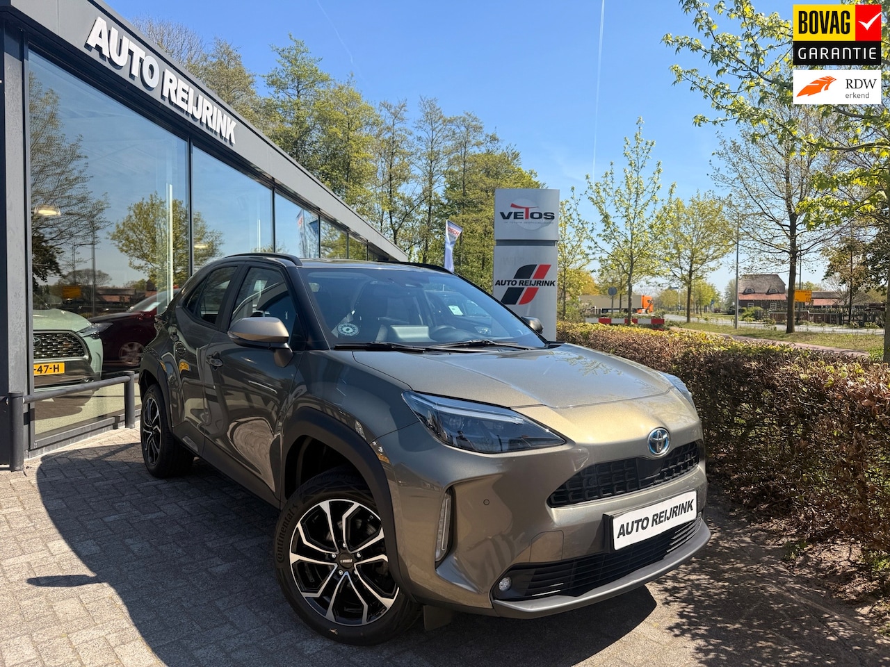 Toyota Yaris Cross - 1.5 Hybrid Active Technology/PARK.SENS V+A/DODE HOEK/HUD/KEYLESS/CARPLAY/LMV/STOEL-EN STUU - AutoWereld.nl