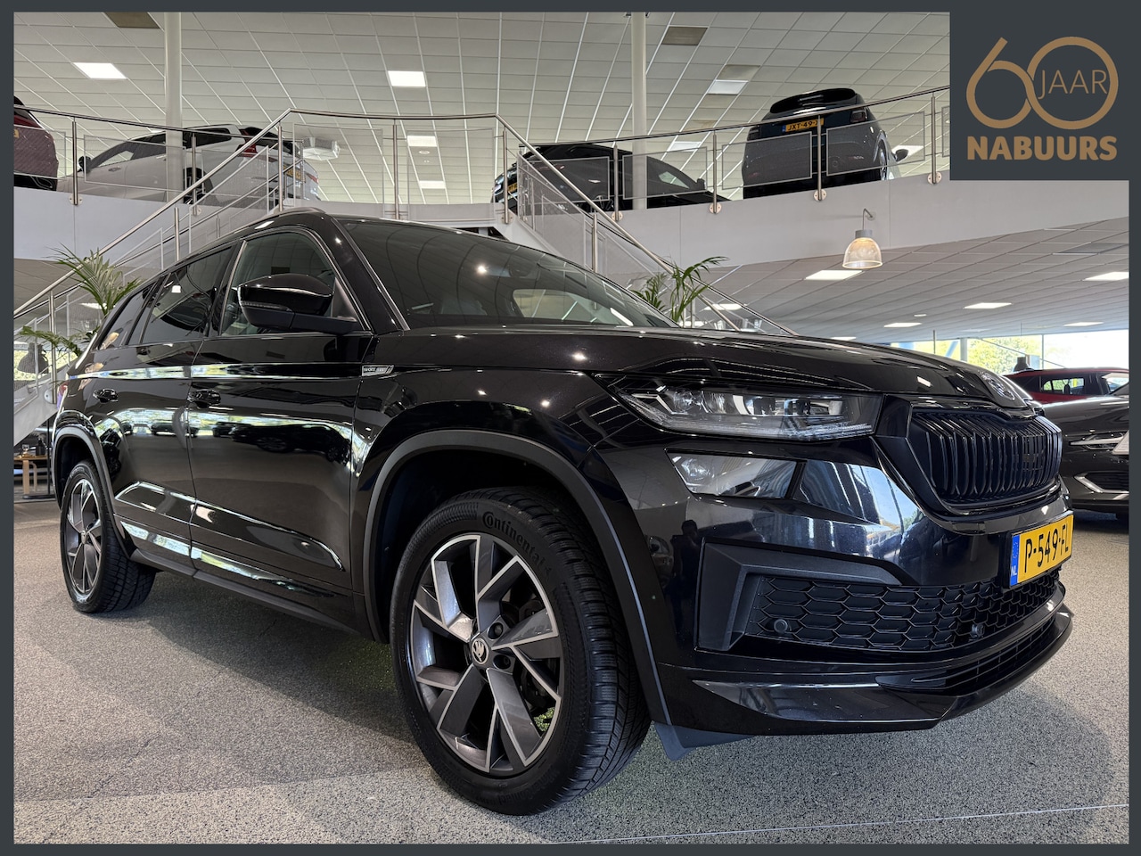 Skoda Kodiaq - 1.5 TSI Sportline Business 7p. NL auto, Pano, Adaptive, Trekhaak - AutoWereld.nl
