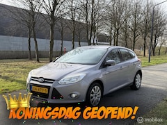 Ford Focus - 1.6 TI-VCT Trend*APK 9/26*NAVI*AIRCO*5 DRS