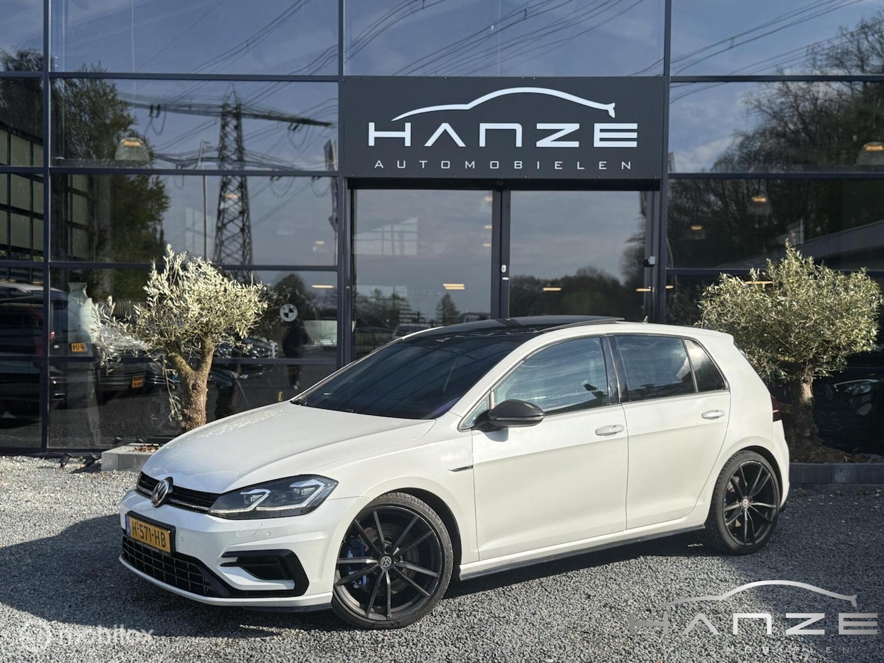 Volkswagen Golf - 2.0 TSI 4Motion R parelmoer, SHIFT PANO,ACC - AutoWereld.nl