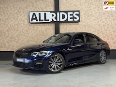 BMW 3-serie - 320i High Executive Edition NAP | M Sport | Stoelverwarming | Camera | Leer