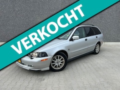 Volvo V40 - 1.8 Europa Prestige | NW DISTRIBUTIE | TREKHAAK | BLUETOOTH | AUX | CRUISE CONTROL | STOEL