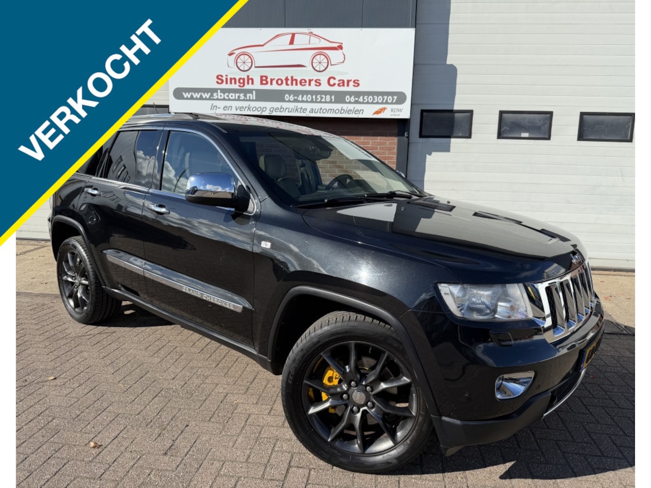 Jeep Grand Cherokee - 3.6 Overland AUT APK XENON INRUIL MOG !! - AutoWereld.nl