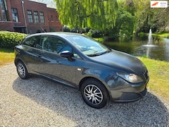 SEAT Ibiza SC - 1.4 Reference Nieuwe distributsieriem en Nieuw APK