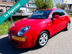 Alfa Romeo MiTo - 0.9 TwinAir Distinctive 1e eigenaar 93.000km. 105pk Clima PDC