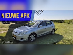 Hyundai i30 - 1.4i Active Cool
