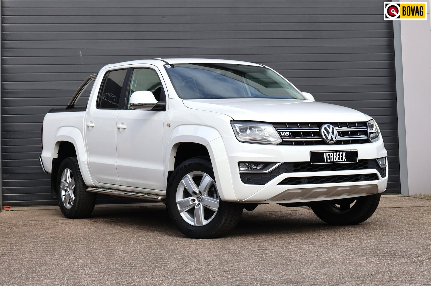 Volkswagen Amarok - 3.0 TDI Plus Highline/4X4/Luxe/Camera/PDC/Navi/5Persoons - AutoWereld.nl