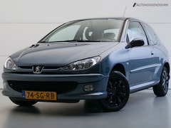 Peugeot 206 - 1.4 Air-line Luxe (ELEKTRISCHE RAMEN, AIRCO, COMFORT-STOELEN, VERSTELBARE KOPLAMPEN, CENTR