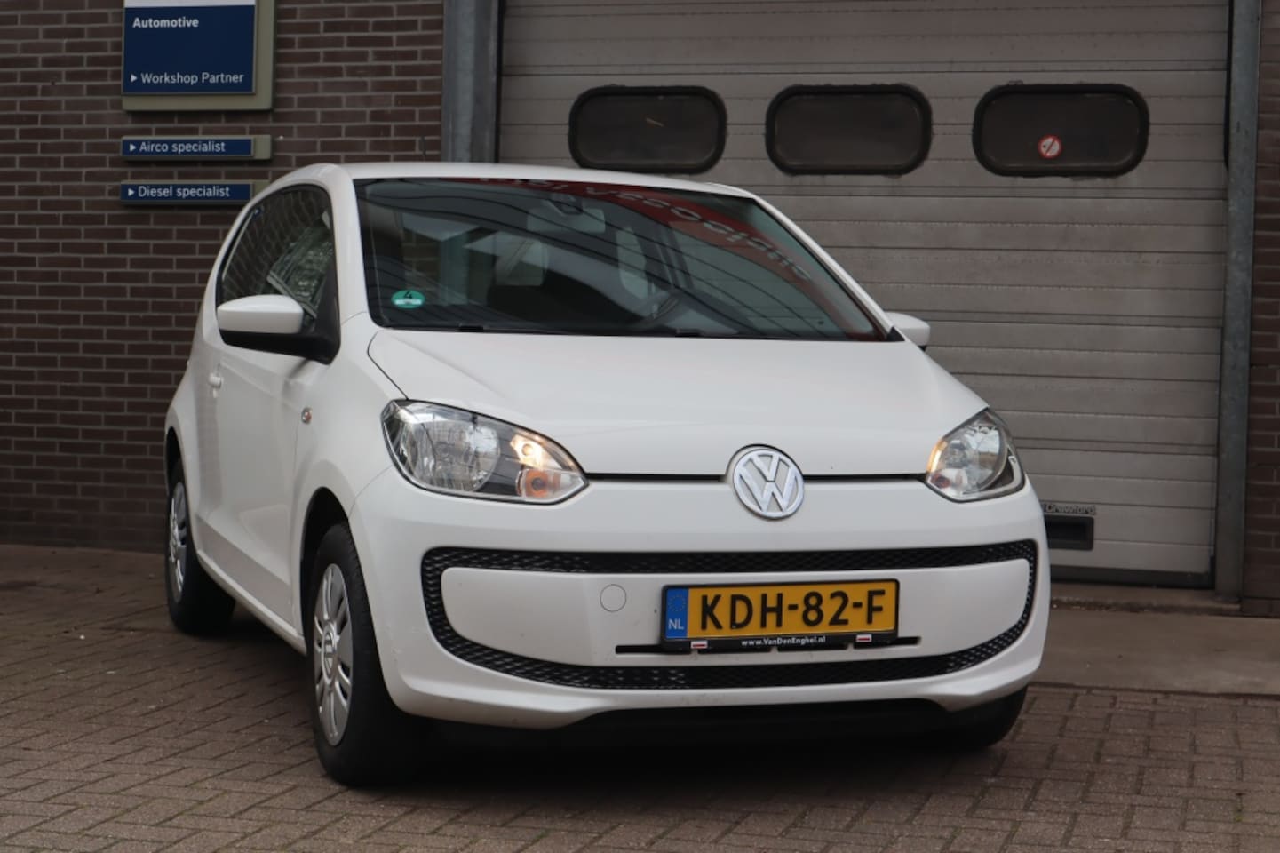 Volkswagen Up! - 1.0 move up! BlueM. - AutoWereld.nl