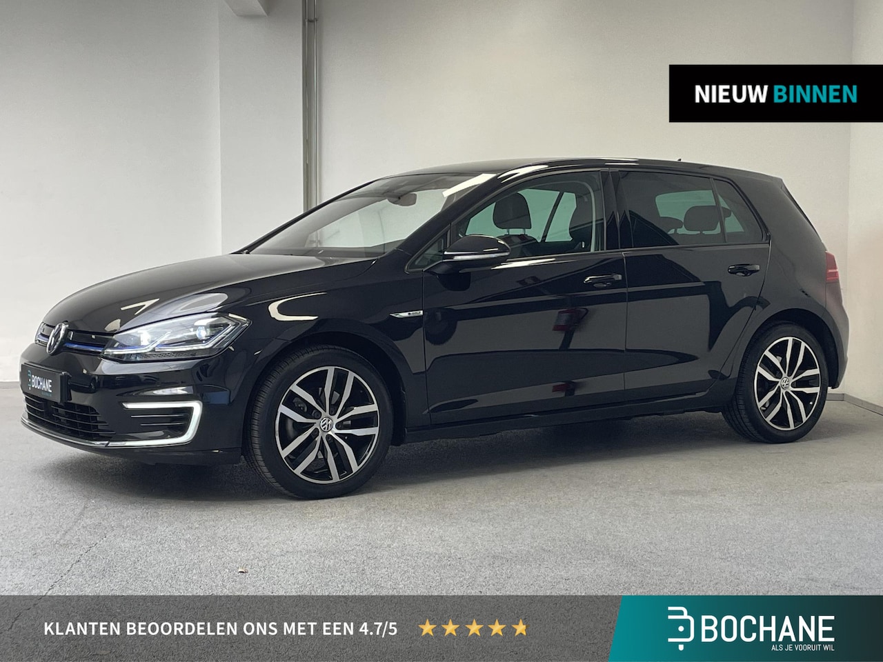 Volkswagen e-Golf - E-DITION | 92% SOH | WARMTEPOMP | LEDER | VIRTUAL | ACC | CAMERA | - AutoWereld.nl