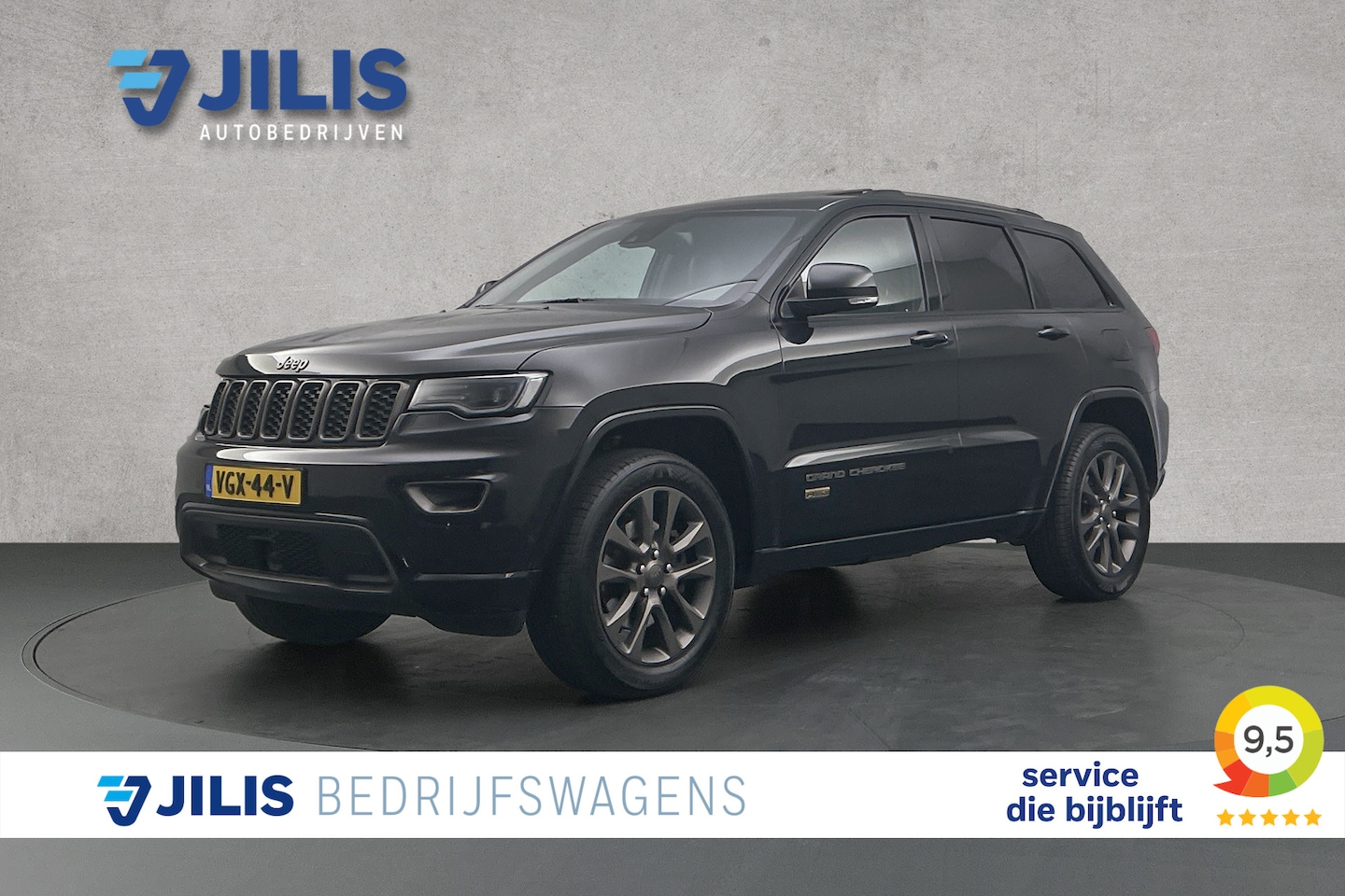 Jeep Grand Cherokee - 3.0 CRD Laredo | Panoramadak | Lederen bekleding | Camera | Trekhaak | Airco - AutoWereld.nl
