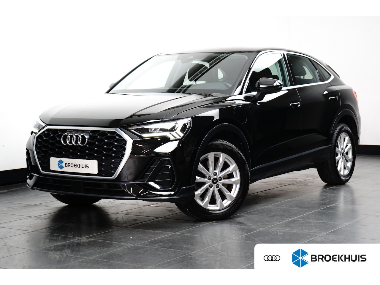Audi Q3 Sportback - 45 TFSI e Advanced Edition 245 PK | Voorstoelen Verwarmd | Achteruitrijcamera | Ambiance V - AutoWereld.nl