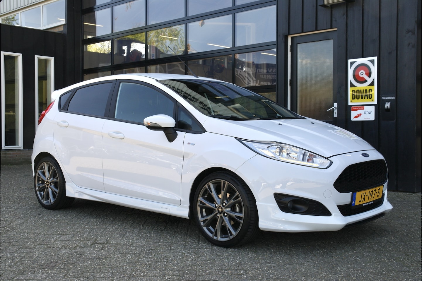 Ford Fiesta - 1.0 EcoBoost ST Line | Airco | Cruise | 17''| NL-Auto - AutoWereld.nl