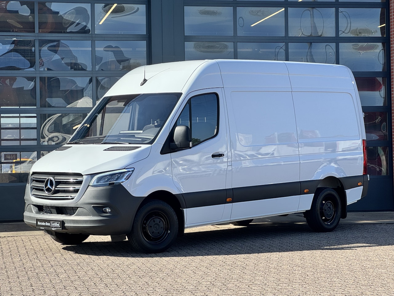 Mercedes-Benz Sprinter - 317 L2H2 | 3,5t Trekhaak | Camera | LED | Certified 24 mnd garantie - AutoWereld.nl