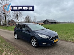 Ford Focus Wagon - 1.5 TDCI | Navigatie | Achteruitrijcamera | Trekhaak |