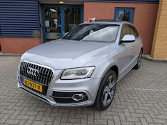 Audi Q5 - 2.0TFSI quattro S-line, Automaat, PanoDak, Trekhaak, Pdc V+A,