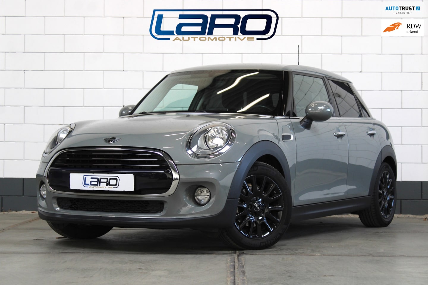 MINI Cooper - Mini 1.5 136pk NL auto| Cruise Airco Navi PDC 16" - AutoWereld.nl