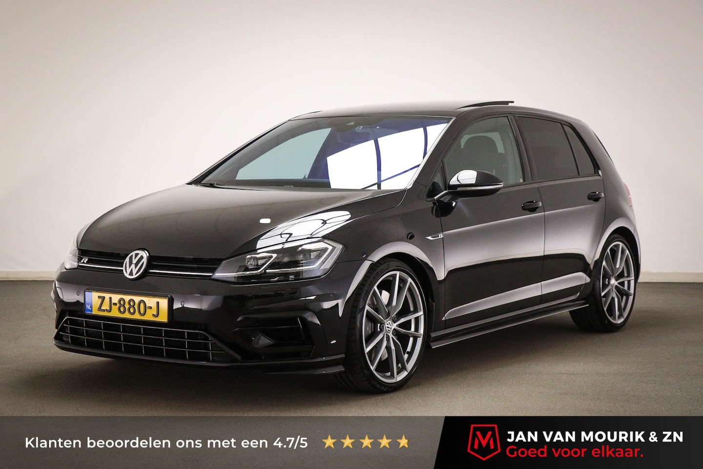 Volkswagen Golf - 2.0 TSI 4Motion R | PANORAMADAK | VW DEALER ONDERHOUDEN | 19" - AutoWereld.nl