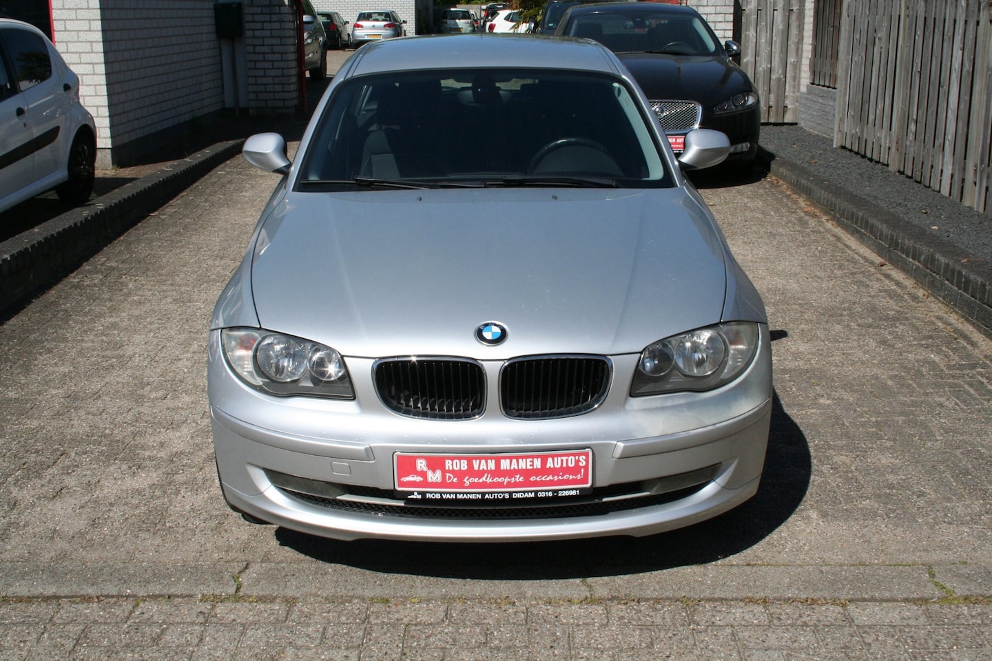 BMW 1-serie - 120i High Executive