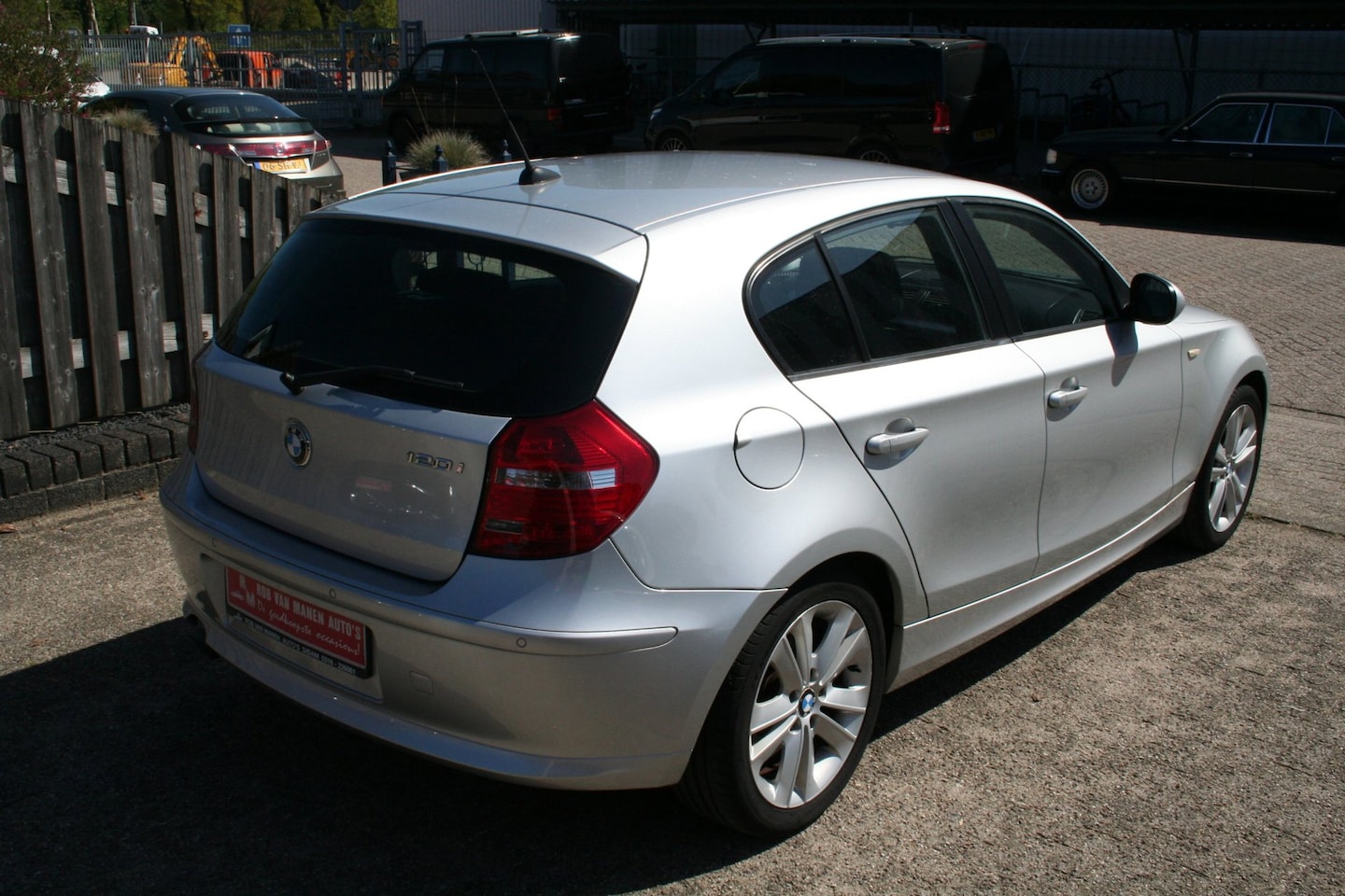 BMW 1-serie - 120i High Executive 120i High Executive