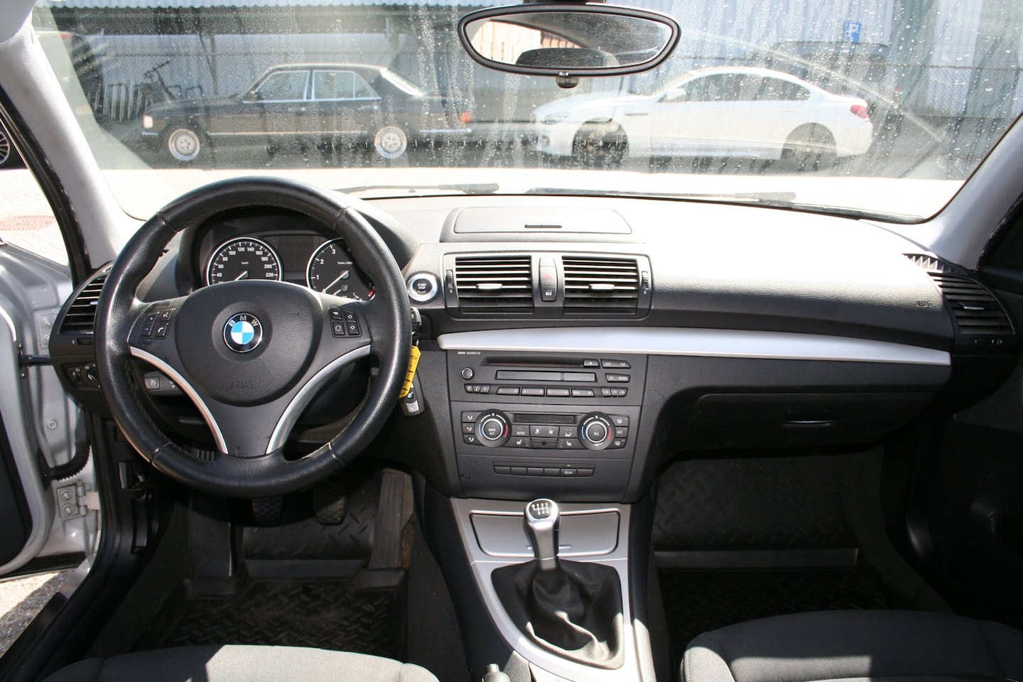 BMW 1-serie - 120i High Executive 120i High Executive