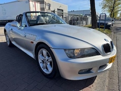 BMW Z3 Roadster - 2.2i 6 Cilinder Automaat Airco, Half Leder