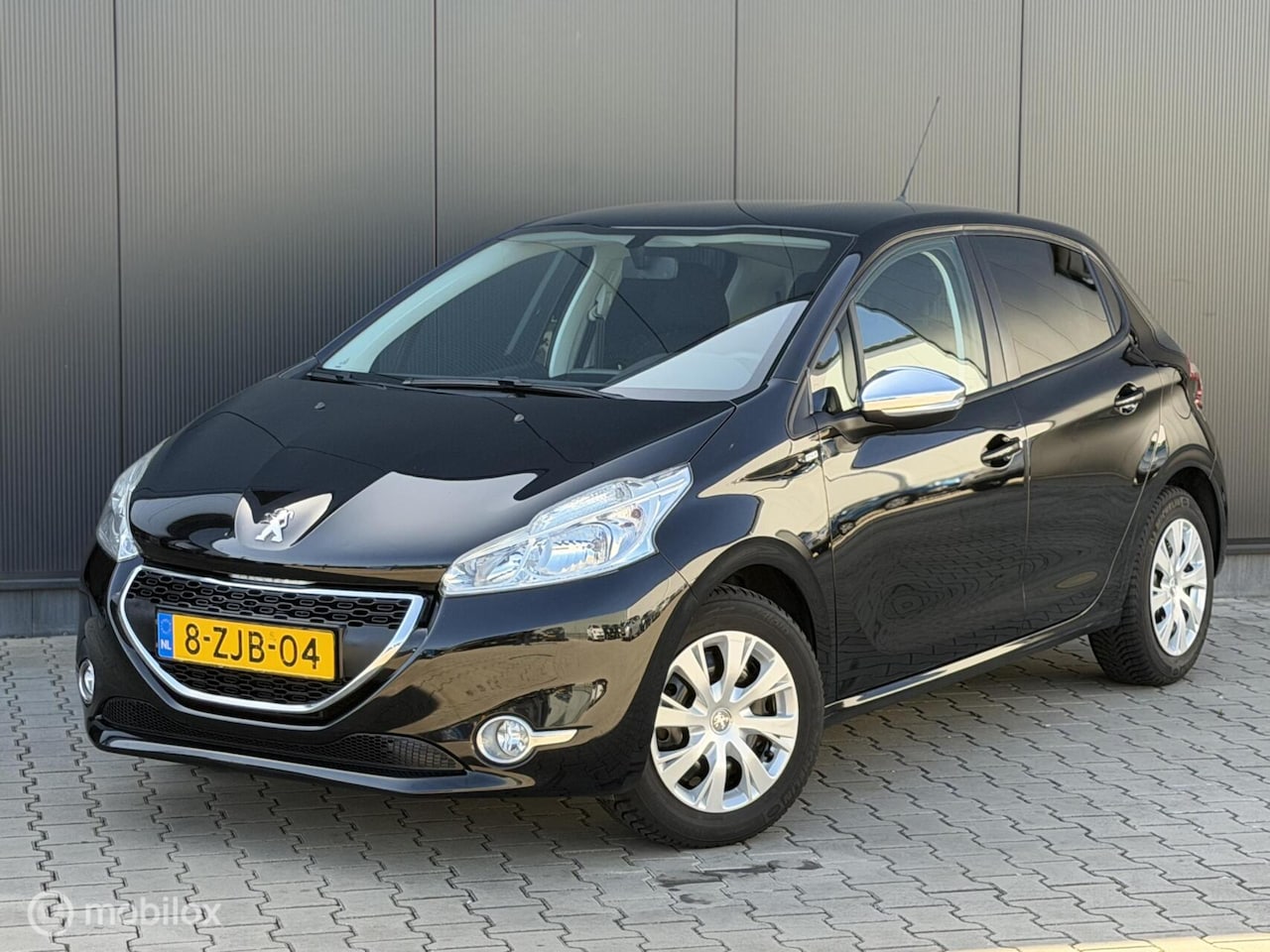 Peugeot 208 - 1.2 82PK Style | CRUISE | CLIMA | NAVI | - AutoWereld.nl